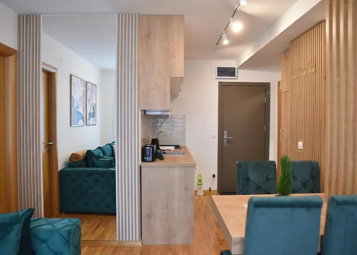 Lucija 9d57 Kraljevi Cardaci דירה