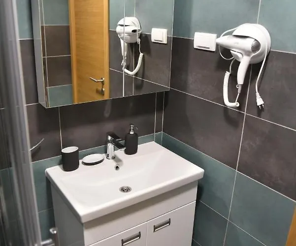 דירה Lucija 9d57 Kraljevi Cardaci קופאוניק